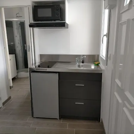 Beau Independant A15mn De La Plage, Proche De Toute Commodite