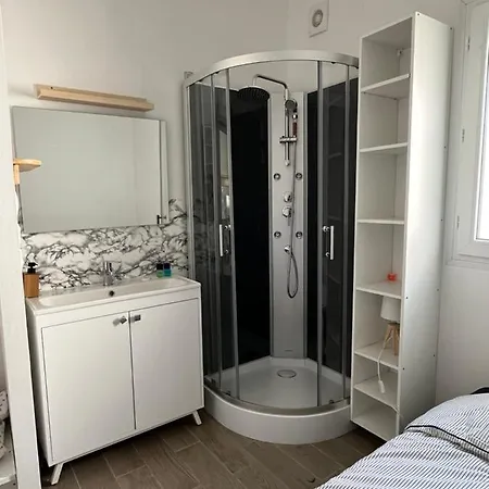 Beau Independant A15mn De La Plage, Proche De Toute Commodite Apartment *